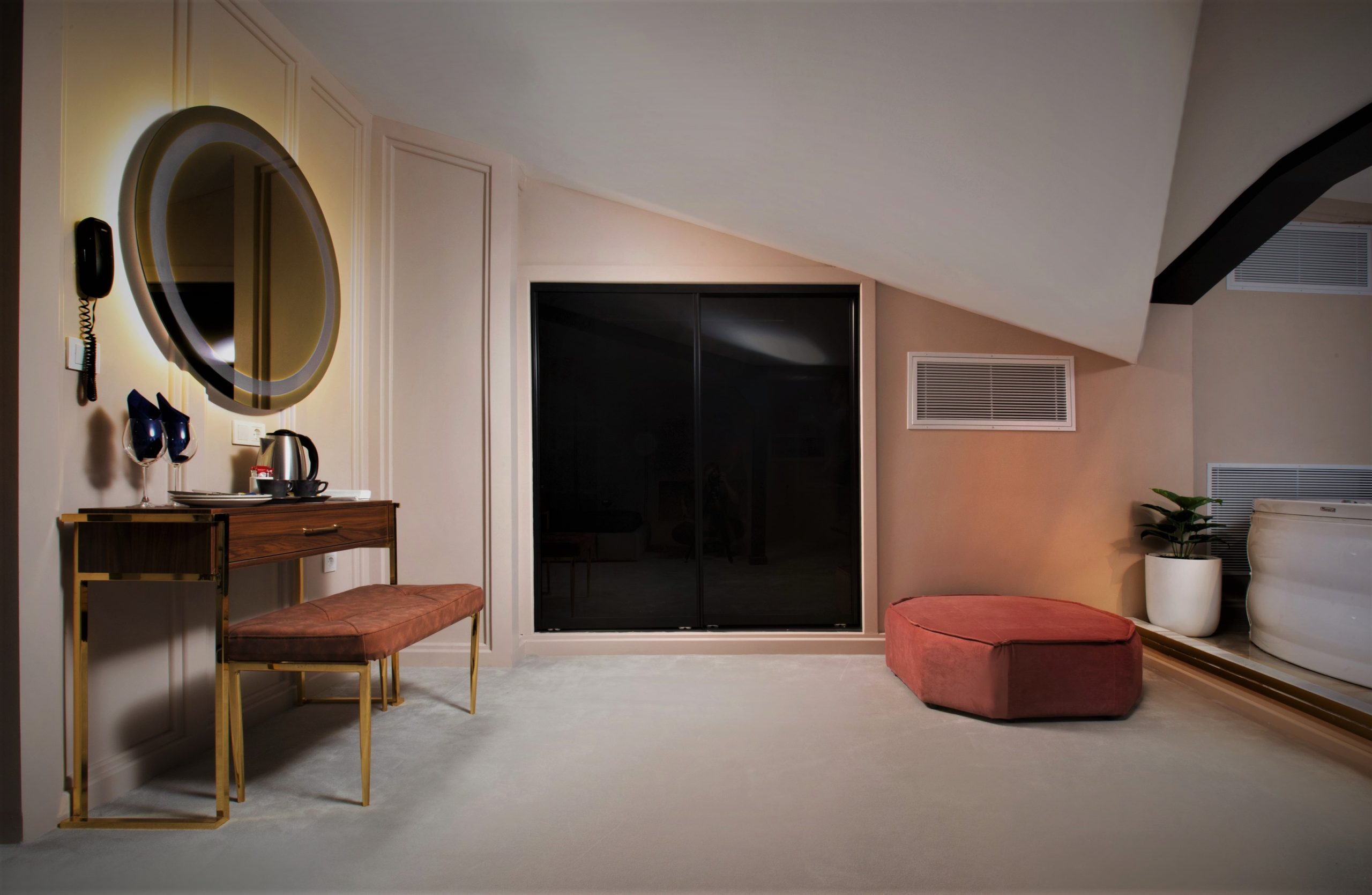 GARDENS PERA _Penthouse Suite_6o1 -2