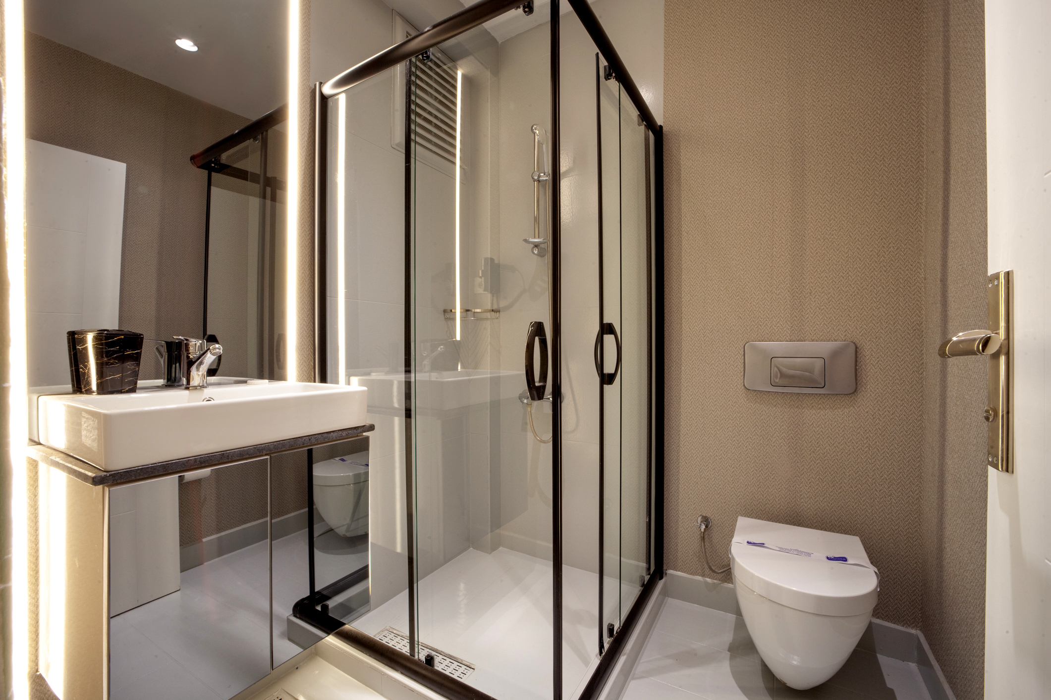 Walton Gardens Pera _ Three Bedroom Apt. -1 (4)